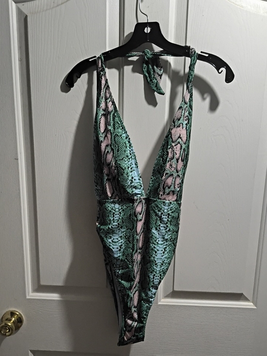 Other - White Swim Top with Green Stitching - XL